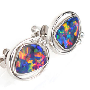 Opal Earrings in Gold