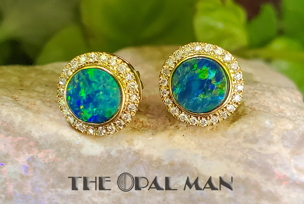 Kollektive Uafhængighed Begrænse Blue/Green Australian Opal Doublet and Diamond Halo Earrings In 14K Yellow  Gold - The Opal Man