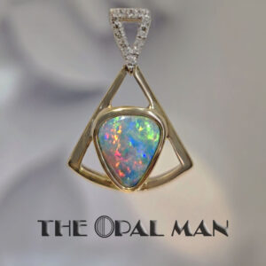 Triangular 14K Yellow Gold Pendant With One Wondrous Australian Opal Doublet - 424-00204