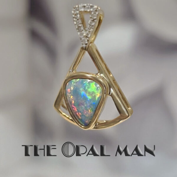 Triangular 14K Yellow Gold Pendant With One Wondrous Australian Opal Doublet - 424-00204 - Image 3