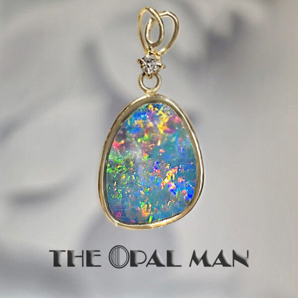 Captivating Australian Opal Doublet 14K Yellow Gold Pendant - 424-00288