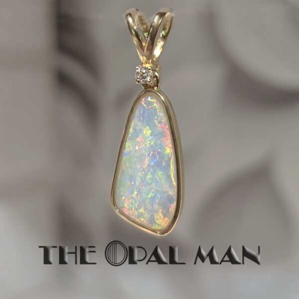 Celestial Radiance Australian Crystal Opal 14K Yellow Gold Pendant - 424-00480 - Image 3
