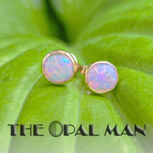 14K Yellow Gold Round Stud Earrings With Colorful Australian Crystal Opals - 423-00398